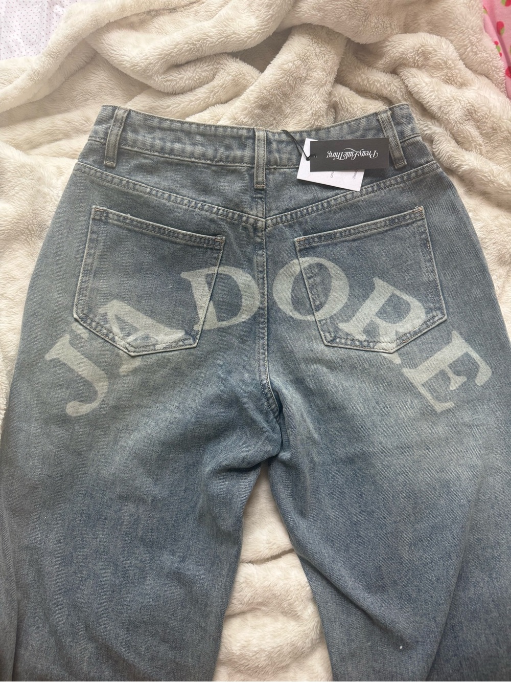 PrettyLittleThing Light Blue 'J'adore' Back Print Mom Jeans